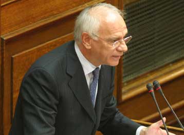 Κοινοβουλευτικές «κόντρες» για την αγορά των F-16 και τις δηλώσεις του Τσαρλς Ρις