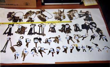 Και κλειδιά χρηματοκιβωτίου τράπεζας είχε η 17Ν, σύμφωνα με τη νέα έκθεση των Αρχών