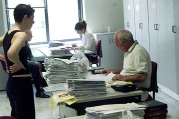 Ηλεκτρονική απόχη για 300.000 φορολογούμενους που απέκρυψαν ενοίκια και σκάφη αναψυχής