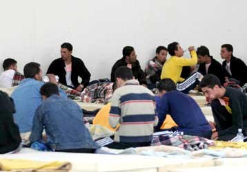 Μεγάλο δίκτυο λαθρομετανάστευσης εξαρθρώθηκε από τις γαλλικές και ιταλικές Αρχές