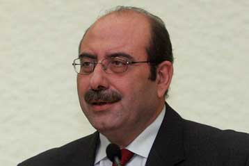 Η κυβέρνηση δεν έδωσε καμία μάχη στις Βρυξέλλες, λέει το ΠΑΣΟΚ