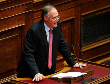 Διαφωνίες στη Βουλή για τα αποτελέσματα των Βρυξελλών και τον προϋπολογισμό