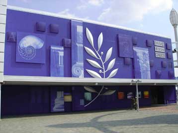 Επιθετικό και διευρυμένο το νέο πρόγραμμα δράσης του ΟΠΕ για το 2006