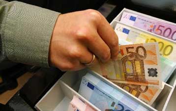 Στο 82% του μέσου κοινοτικού όρου το κατά κεφαλήν εισόδημα στην Ελλάδα το 2004