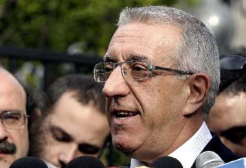 Εν αναμονή κινήσεων της Ντ.Μπακογιάννη ο Ν.Κακλαμάνης για το Δήμο Αθηναίων