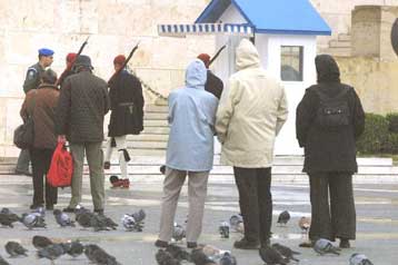 Ήλιος με «δόντια» την Πέμπτη σε όλη τη χώρα