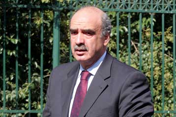 Δεν συνδέεται η αναθεώρηση του Συντάγματος με πρόωρες εκλογές, λέει ο Ευ.Μεϊμαράκης