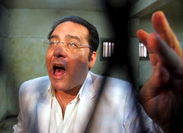 Καταδικάστηκε σε πενταετή φυλάκιση ο αρχηγός της αιγυπτιακής αντιπολίτευσης