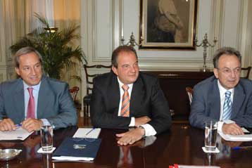 Στα «σκαριά» η σύσταση ειδικού φορέα προώθησης των ιδιωτικών επενδύσεων