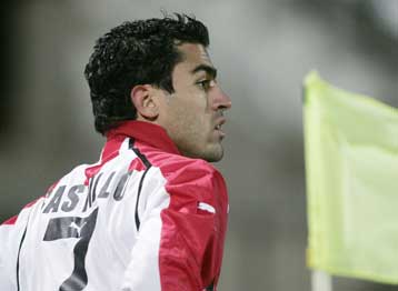 Μεξικανικό ενδιαφέρον για Καστίγιο και «ερυθρόλευκο» για Νορβηγό και νεαρούς