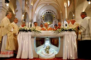 Υπέρ της ειρήνης στους Αγίους Τόπους το μήνυμα του Πάπα Βενέδικτου ΙΣτ