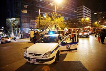 Νέα φάρσα για τοποθέτηση βόμβας στο Σύνταγμα