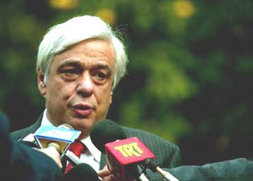 Συνάντηση Καραμανλή – Παυλόπουλου για την αναθεώρηση του Συντάγματος