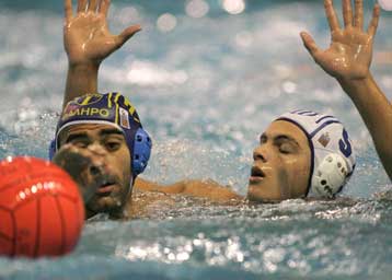 Ο Ολυμπιακός φιλοξενεί την Χίο και ο Εθνικός την ουραγό Πάτρα στην κούρσα της Α1 πόλο