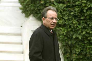 Ικανοποίηση Σιούφα για τη λειτουργία του εργοστασίου ηλεκτροπαραγωγής των ΕΛΠΕ