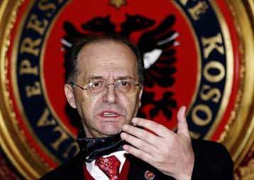 Στο νοσοκομείο και πάλι ο πρόεδρος του Κοσόβου Ιμπραήμ Ρουγκόβα