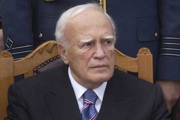 Τα μηνύματα της πολιτικής και πολιτειακής ηγεσίας για το 2006