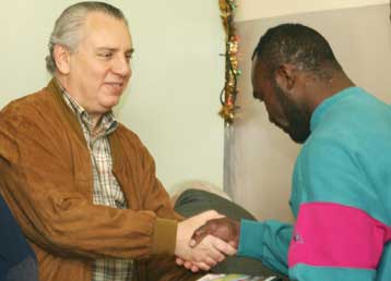 Πρωτοχρονιάτικο γεύμα Παπαληγούρα με τους οροθετικούς κρατούμενους του Κορυδαλλού