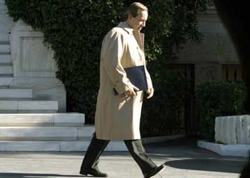 Μέτρα μόνιμου χαρακτήρα αναμένεται να ζητήσει η Κομισιόν από την Ελλάδα