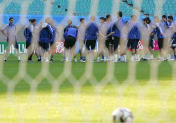 Αποφεύγει ισχυρές αντιπάλους στα προκριματικά για το Euro 2008 η εθνική