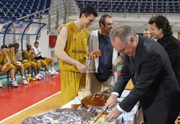 Ο Αρης υποδέχεται την Τρίτη την Βέντσπιλς και ο Πανιώνιος παίζει με την Χέμοφαρμ