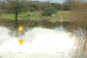 Σε επιφυλακή ο νομός Έβρου μετά την απότομη άνοδο της στάθμης του ποταμού