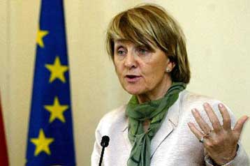 Οι υπερπεριφέρειες «δεν παίζουν ρόλο» στην κατανομή των κονδυλίων του ΔΚΠΣ