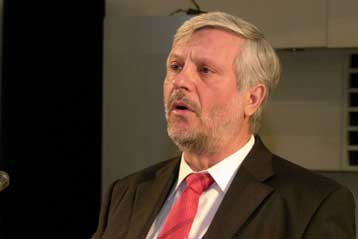 Ο Αλέξης Αλάτσης στη θέση του παραιτηθέντα Θ.Μικρούτσικου στην Πολιτιστική Πρωτεύουσα