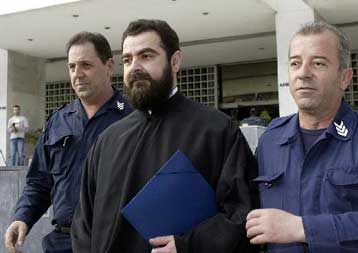 «Εκπλήξεις» στην υπόθεση του παραδικαστικού κυκλώματος προανήγγειλε ο Ι.Γιοσάκης