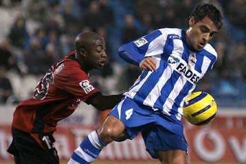 Το μισό εισιτήριο για την οκτάδα πήρε η Λα Κορούνια σαρώνοντας 3-0 την Οσασούνα