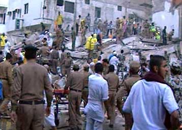 Τουλάχιστον 53 νεκροί από κατάρρευση ξενοδοχείου στη Μέκκα