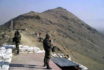 Δέκα νεκροί από επίθεση αυτοκτονίας στο Αφγανιστάν