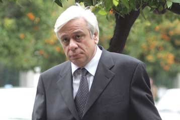 Ευνοϊκή τροπολογία για δημάρχους από τον υπουργό Εσωτερικών