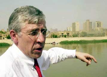 Επίσκεψη του Βρετανού ΥΠΕΞ Τζακ Στρο στο Ιράκ