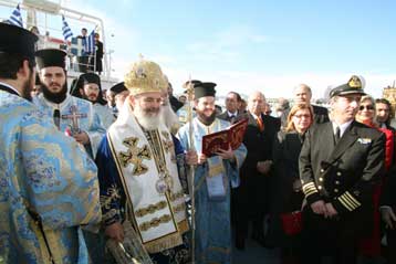 «Αντίθεοι» όσοι θέλουν να διαχωρίσουν Εκκλησία και Κράτος, λέει ο Χριστόδουλος