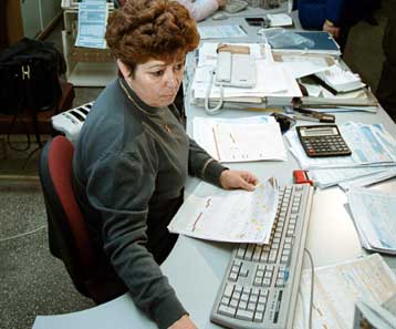 Hλεκτρονικό αρχείο για 1,2 εκατ. μισθωτούς και συνταξιούχους του Δημοσίου