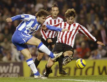 Με… βασκική βοήθεια η Λα Κορούνια έφυγε νικήτρια από το «Σαν Μαμές»-Aσταμάτητη η Μπαρτσελόνα