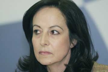 Η κυβέρνηση θα μας αποχαιρετήσει αφήνοντας σοβαρά ελλείμματα, λέει η Αν.Διαμαντοπούλου