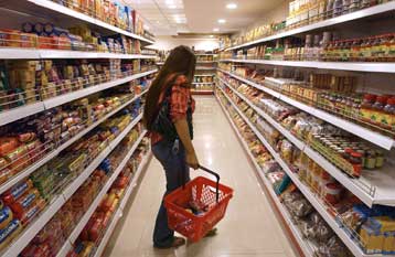 Από 4% έως 7% κυμαίνονται οι πρώτες αυξήσεις του 2006 στις τιμές των προϊόντων