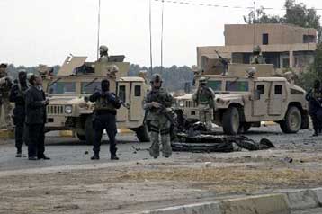 Δεκάδες θύματα από επίθεση αυτοκτονίας κατά του ιρακινού υπουργείου Εσωτερικών