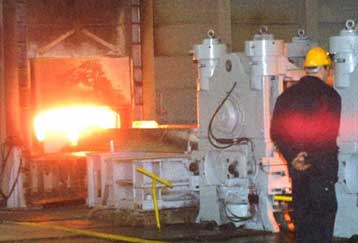 Μείωση 0,8% της βιομηχανικής παραγωγής στο 11μηνο του 2005