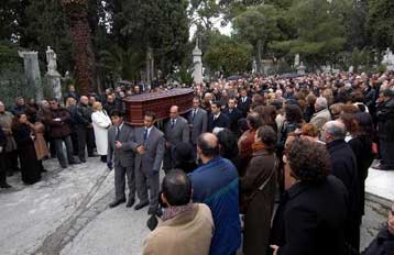 Ύστατο «χαίρε» στον εκδότη των Νέων Λέοντα Καραπαναγιώτη