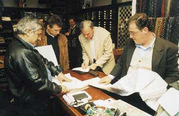 Φοροκυνηγητό σε 800.000 επιχειρήσεις και επαγγελματίες για τον ΦΠΑ