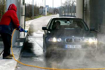Συναγερμός στην Ευρώπη για την αντιμετώπιση της γρίπης των πτηνών
