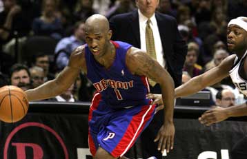 Εκδίκηση του Ντιτρόιτ μέσα στο Σαν Αντόνιο με άνετο 83-68