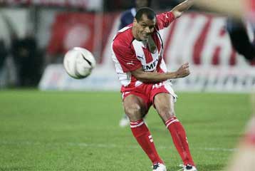 Έτοιμοι για το ντέρμπι Ριβάλντο, Κωνσταντίνου, Σούρερ και Καψής