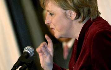 Συμφώνησαν για Ιράν, διαφώνησαν για Γκουαντάναμο η Μέρκελ και ο Μπους