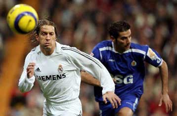 «Μάχες» στην primera division, ρεκόρ από τη Μπαρτσελόνα, απουσία για τη Ρεάλ