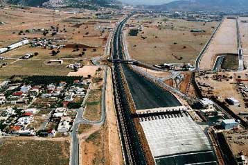 Αυξήσεις έως και 40% και στα εκτός σχεδίου ετοιμάζει η κυβέρνηση