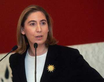 Στην «πορεία του ΠΑΣΟΚ προς το λαό» εστιάζει η Μ.Ξενογιαννακοπούλου από τα Τρίκαλα